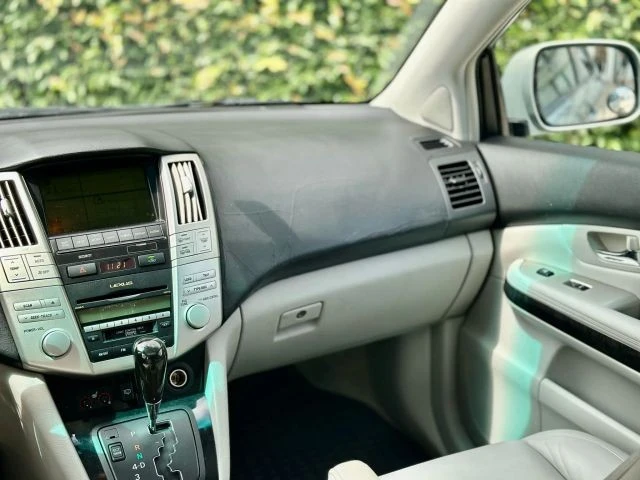 2008 Lexus RX 2nd Gen - Image 15 of 21