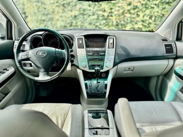 2008 Lexus RX 2nd Gen - Image 16 of 21