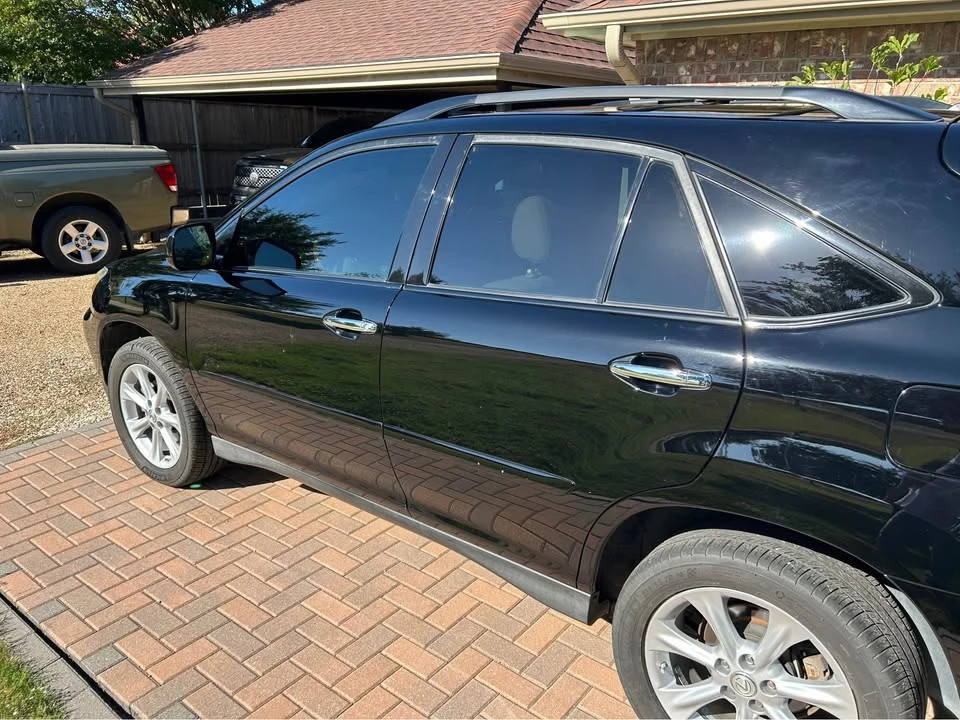 2008 Lexus RX 2nd Gen - Image 2 of 10