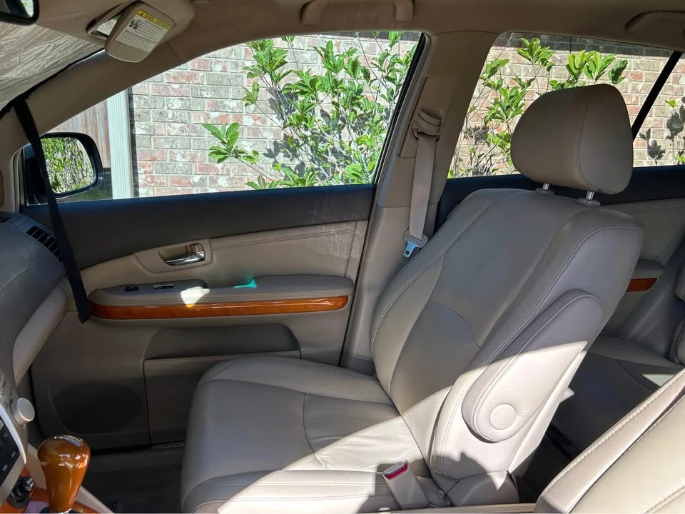 2008 Lexus RX 2nd Gen - Image 8 of 10