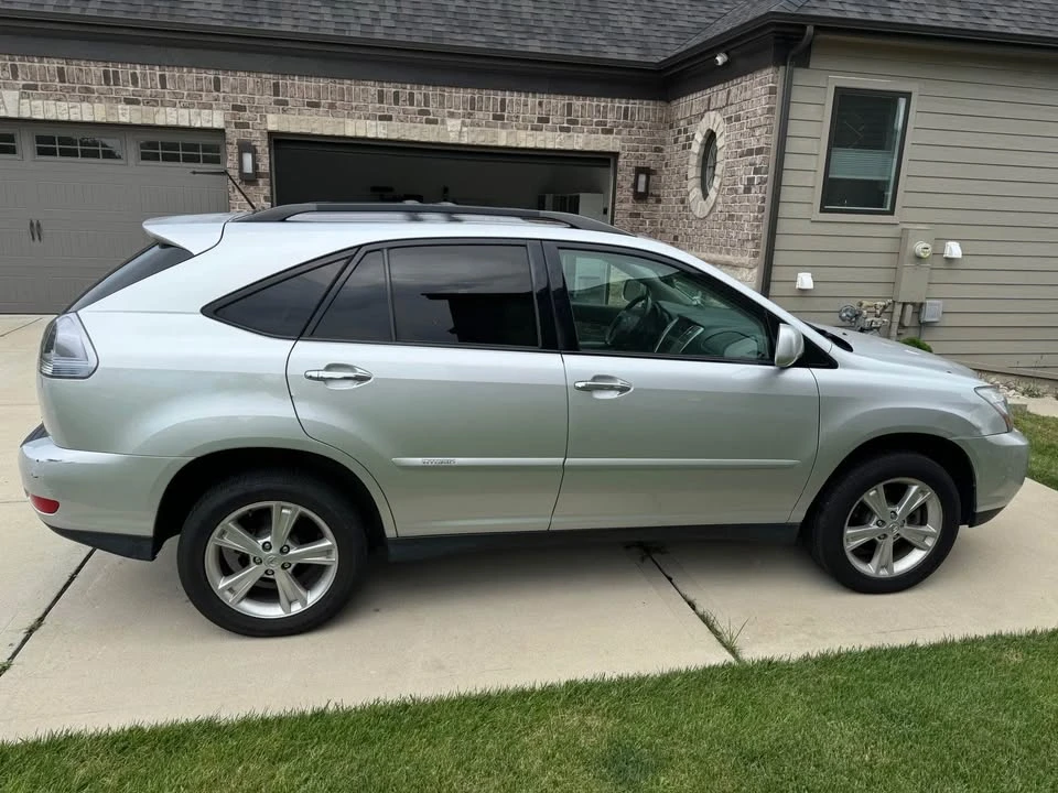 2008 Lexus RX 2nd Gen - Image 9 of 9