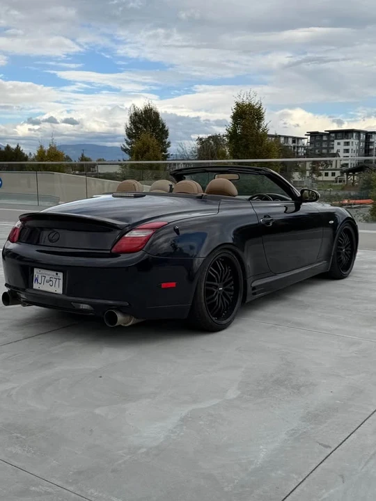 2008 Lexus SC430 - Image 2 of 19