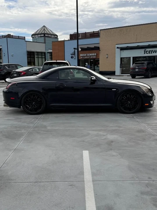 2008 Lexus SC430 - Image 10 of 19