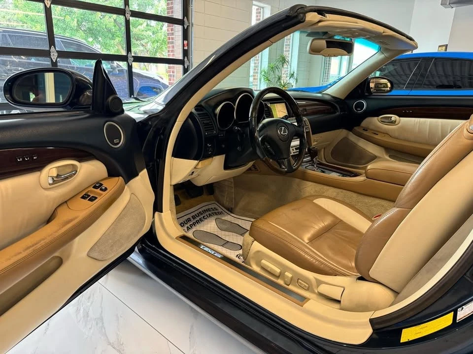 2008 Lexus SC430 - Image 17 of 20