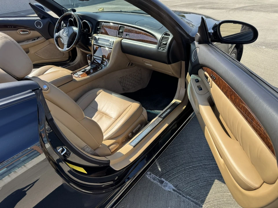 2008 Lexus SC430 - Image 20 of 21