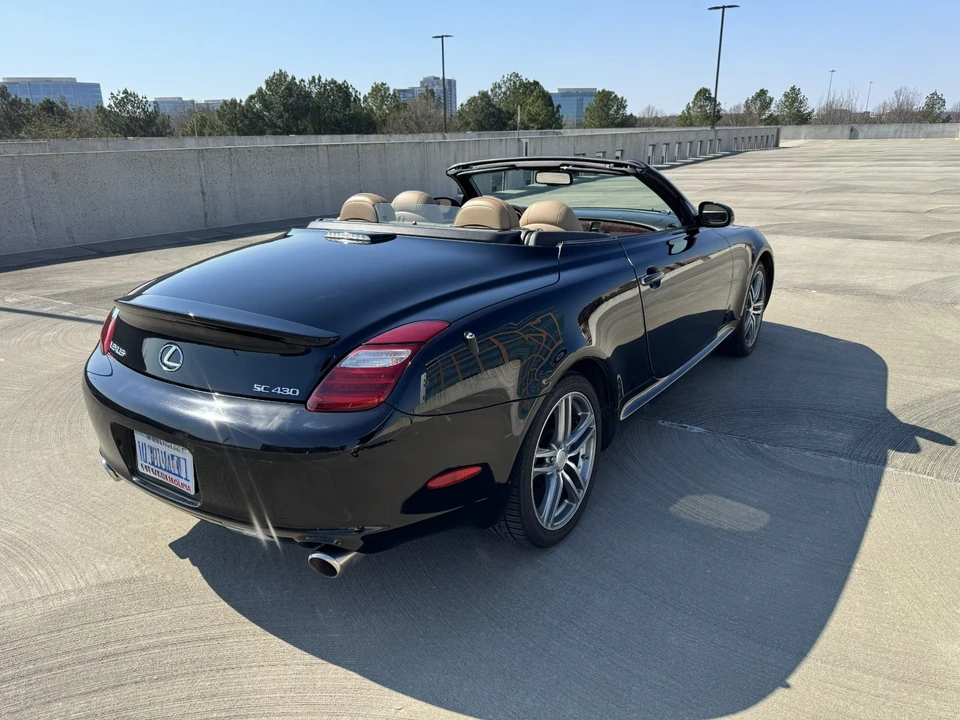 2008 Lexus SC430 - Image 11 of 21