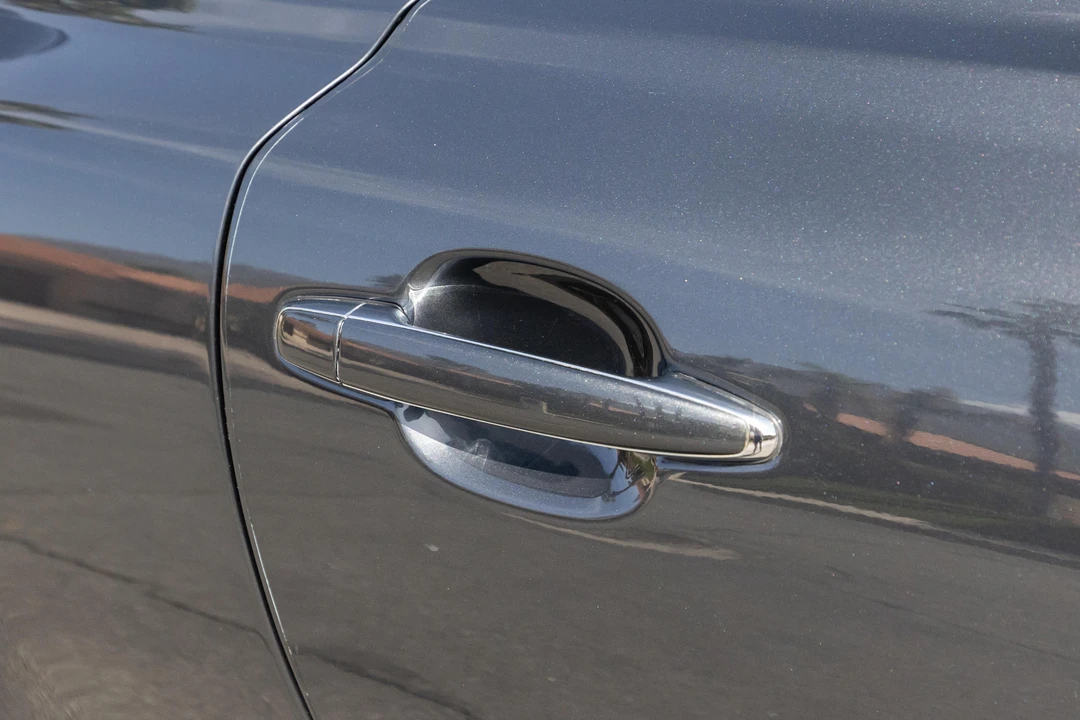 2008 Lexus SC430 - Image 28 of 31
