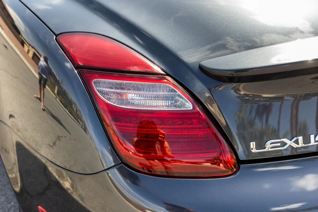 2008 Lexus SC430 - Image 23 of 31