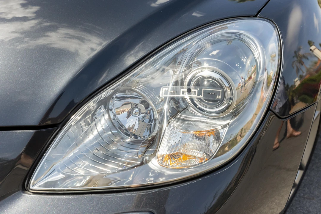 2008 Lexus SC430 - Image 19 of 31