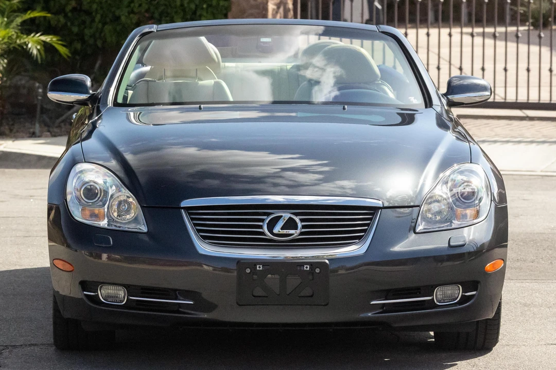 2008 Lexus SC430 - Image 2 of 31