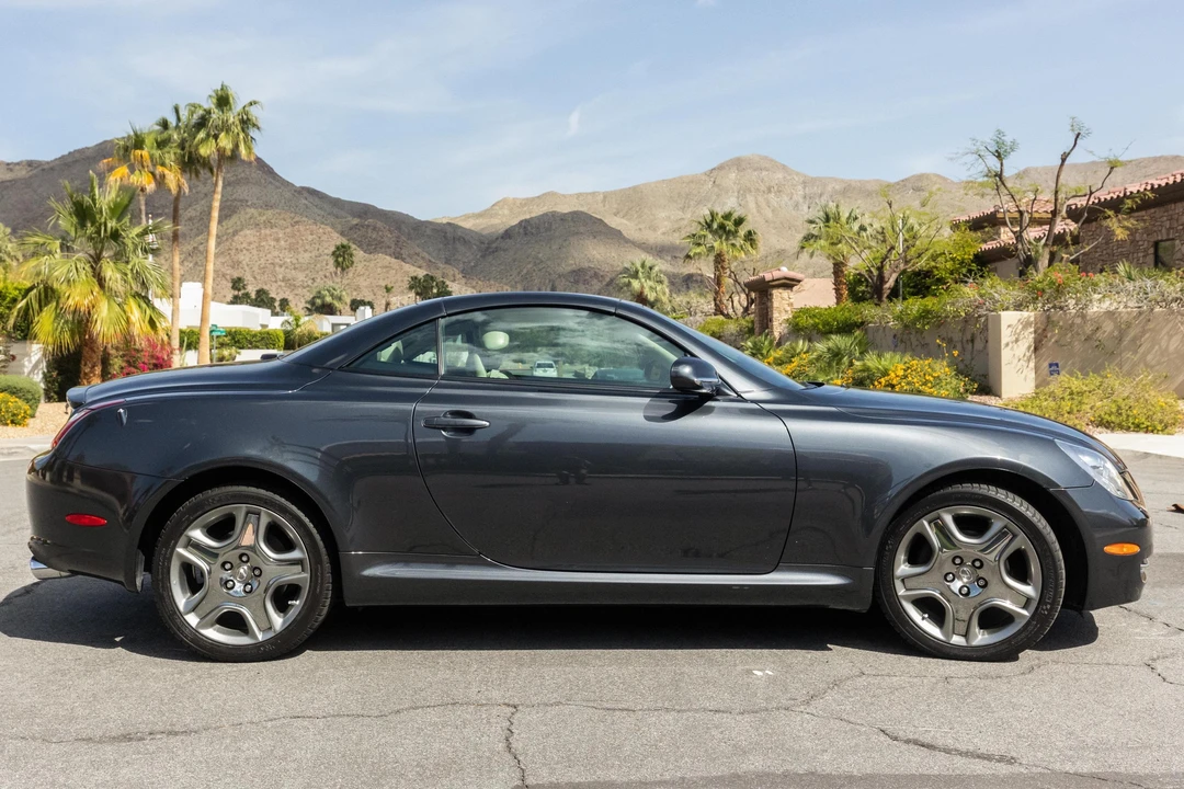 2008 Lexus SC430 - Image 3 of 31