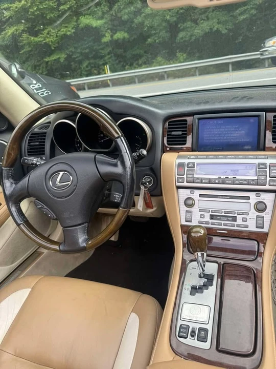2008 Lexus SC430 - Image 3 of 8