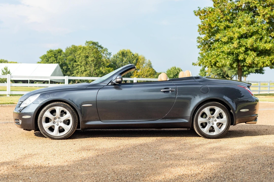 2008 Lexus SC430 - Image 3 of 31