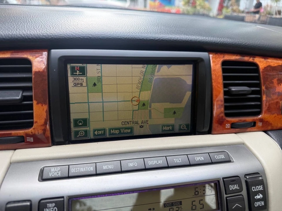 2008 Lexus SC430 - Image 22 of 31