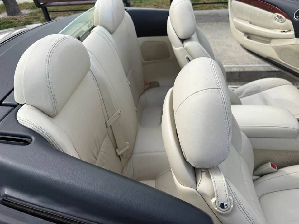 2008 Lexus SC430 - Image 15 of 31