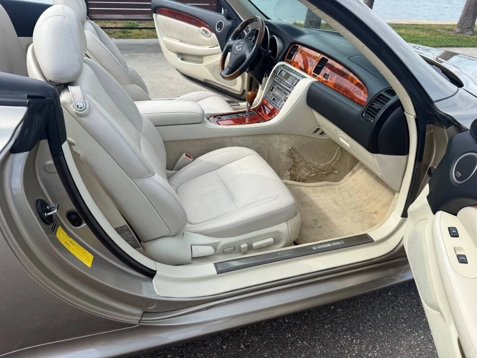 2008 Lexus SC430 - Image 14 of 31
