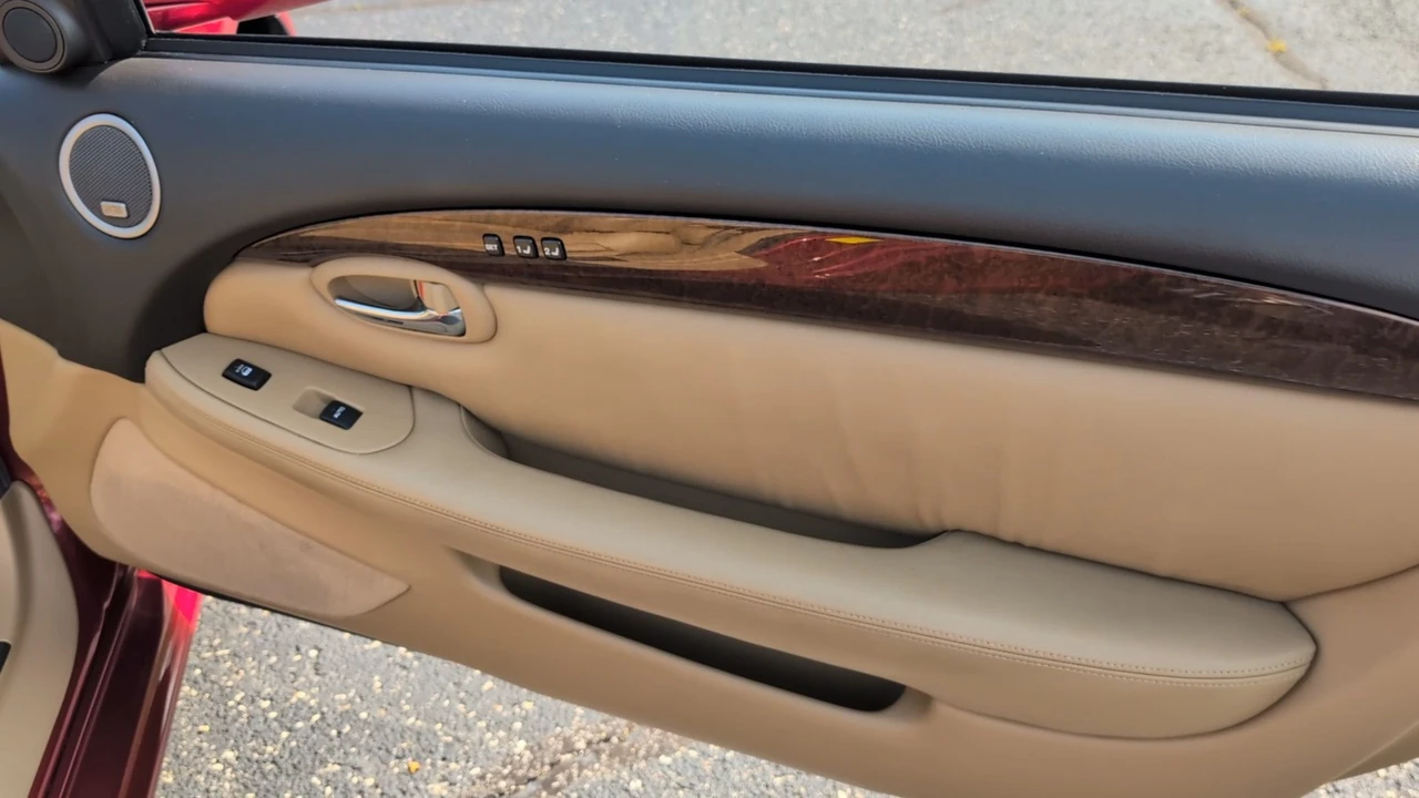 2008 Lexus SC430 - Image 12 of 31
