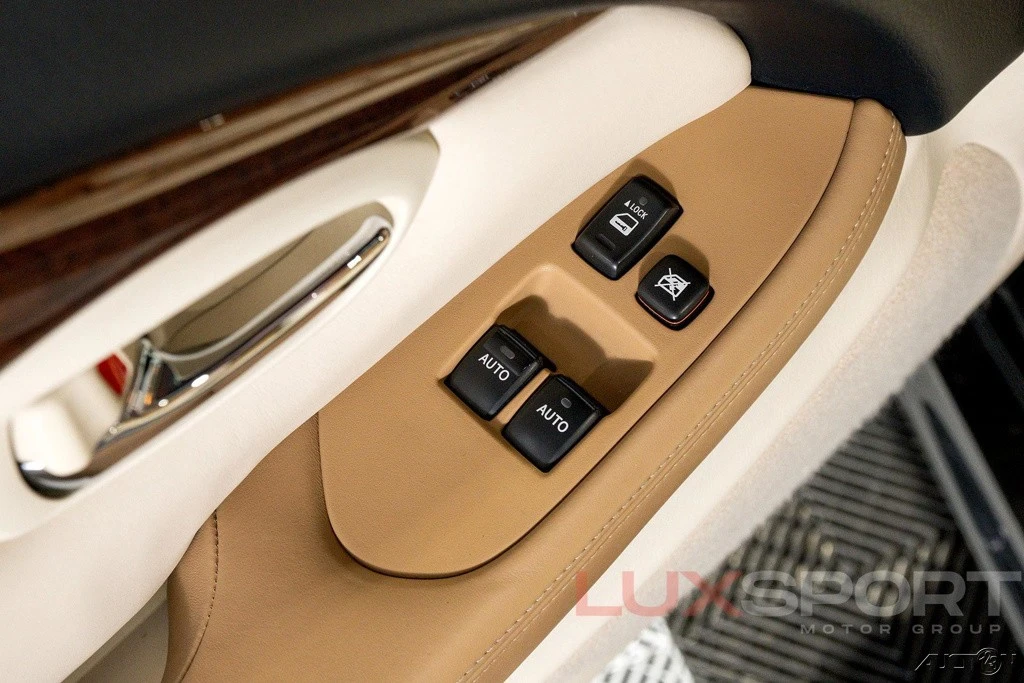 2008 Lexus SC430 - Image 18 of 21