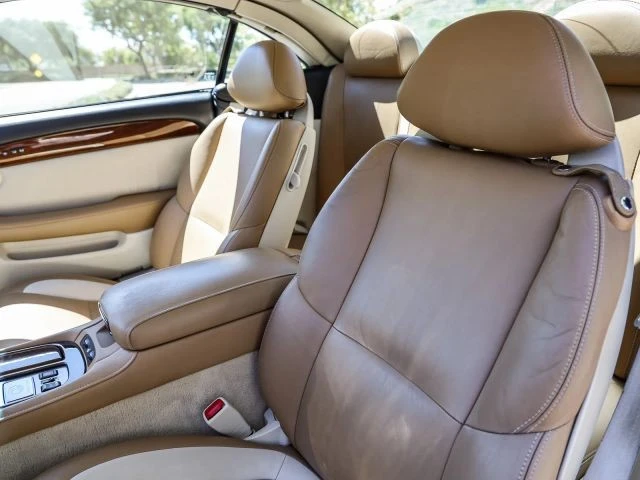 2008 Lexus SC430 - Image 21 of 31