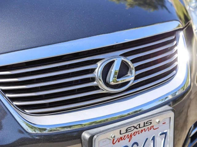 2008 Lexus SC430 - Image 11 of 31