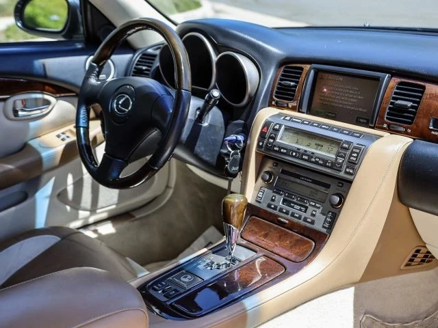 2008 Lexus SC430 - Image 19 of 31