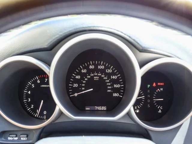 2008 Lexus SC430 - Image 25 of 31