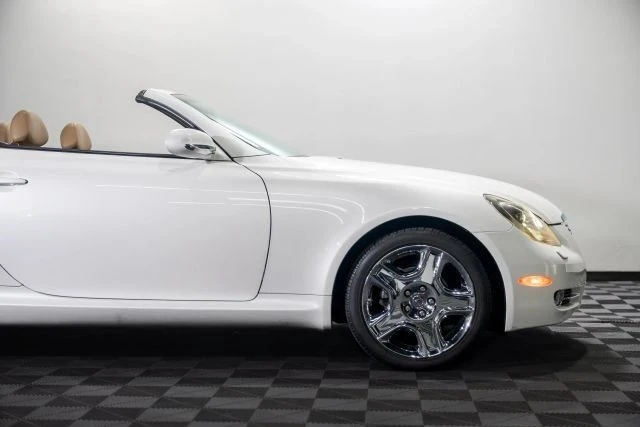 2008 Lexus SC430 - Image 11 of 21