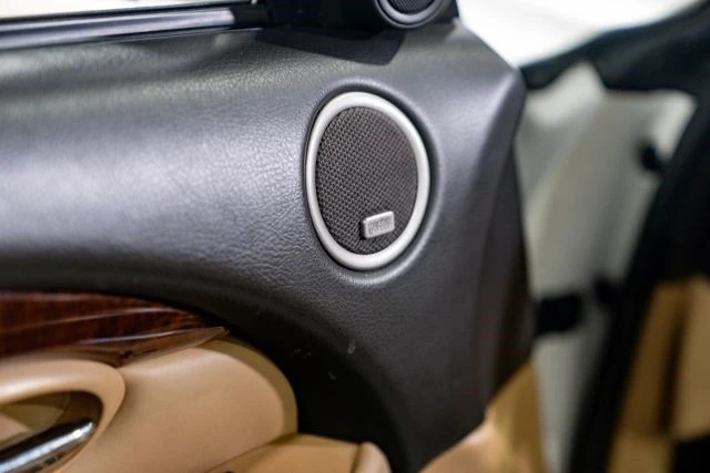2008 Lexus SC430 - Image 16 of 21