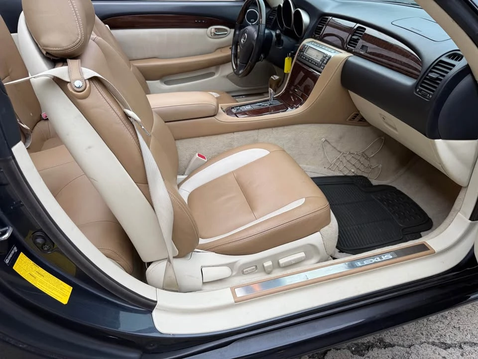 2008 Lexus SC430 - Image 19 of 20