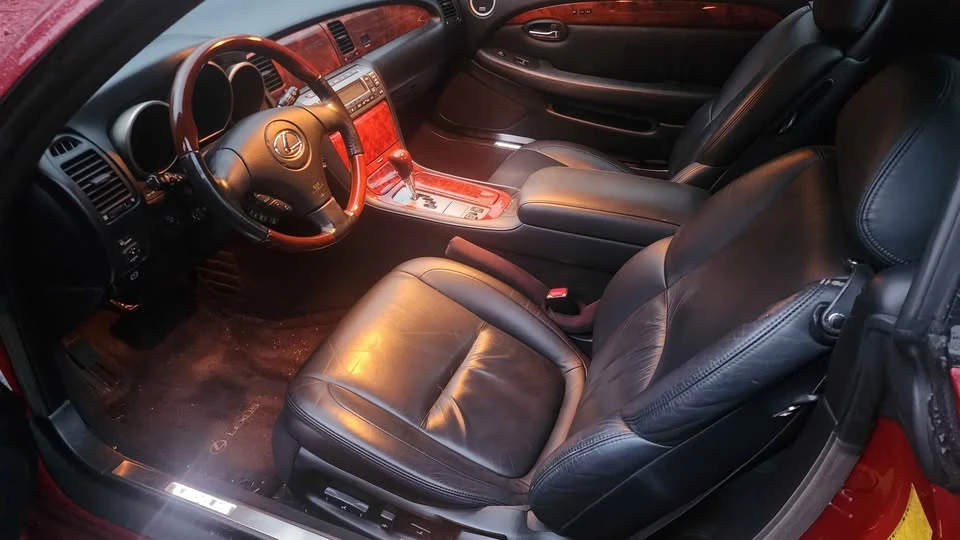 2008 Lexus SC430 - Image 9 of 10