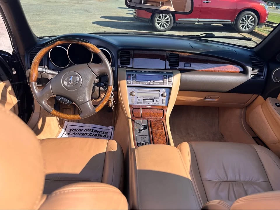 2008 Lexus SC430 - Image 10 of 18