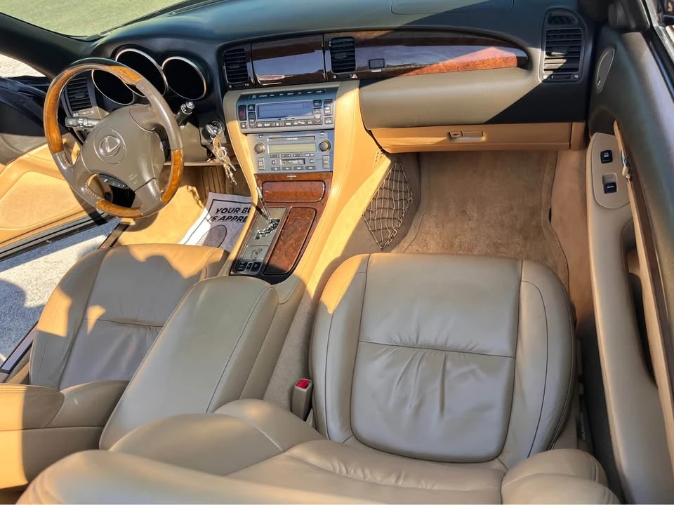 2008 Lexus SC430 - Image 11 of 18