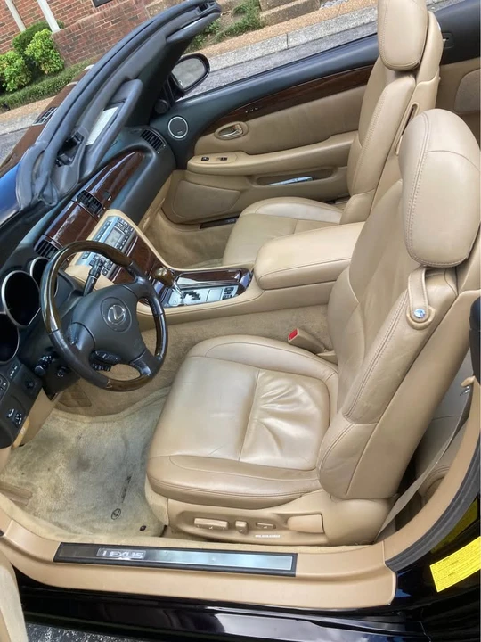 2008 Lexus SC430 - Image 5 of 11