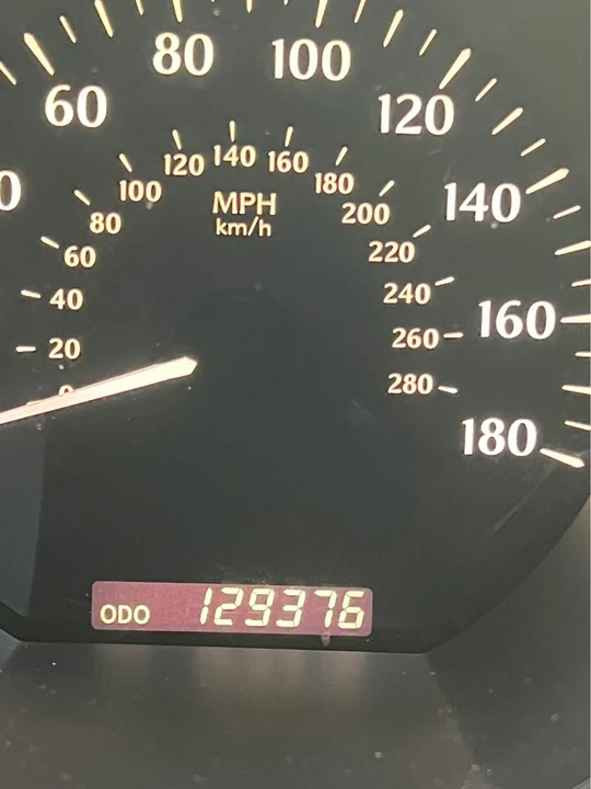 2008 Lexus SC430 - Image 10 of 18