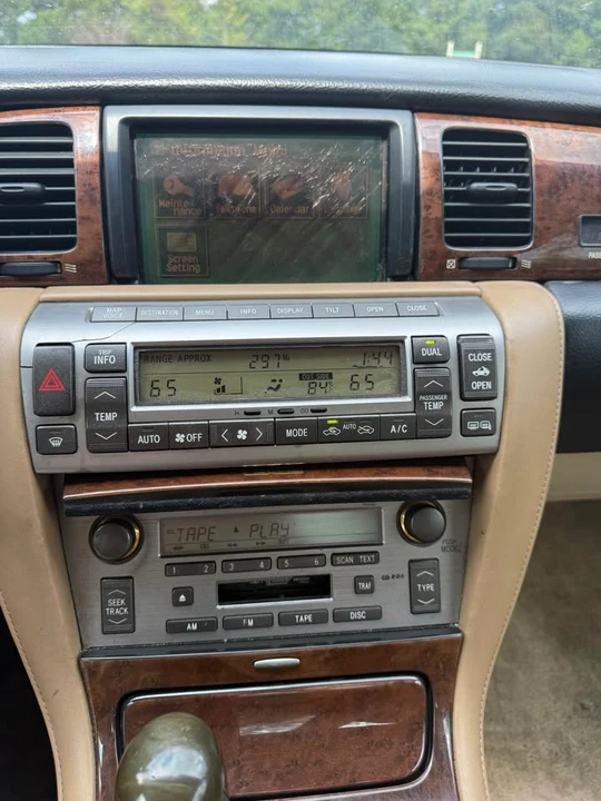 2008 Lexus SC430 - Image 14 of 17