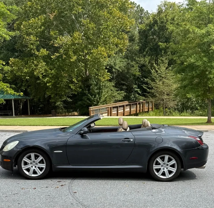 2008 Lexus SC430 - Image 2 of 17