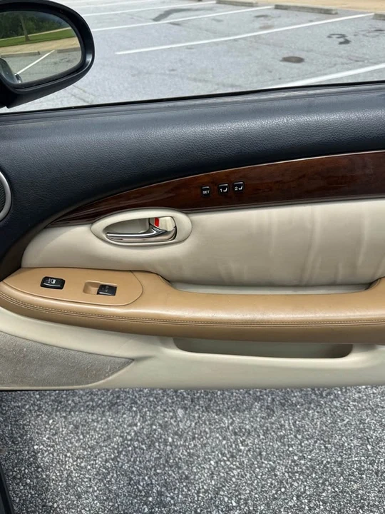 2008 Lexus SC430 - Image 13 of 17