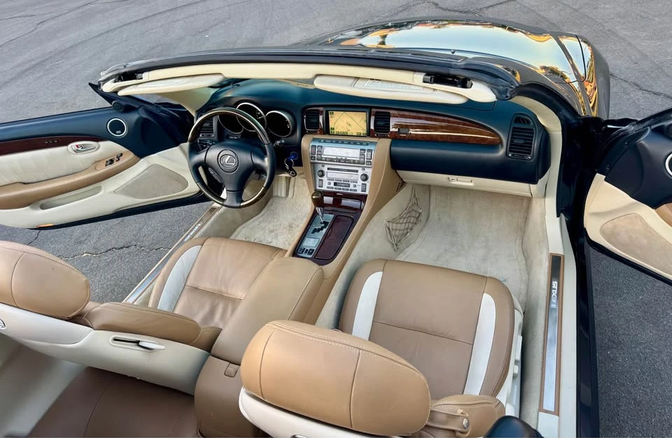 2008 Lexus SC430 - Image 16 of 19