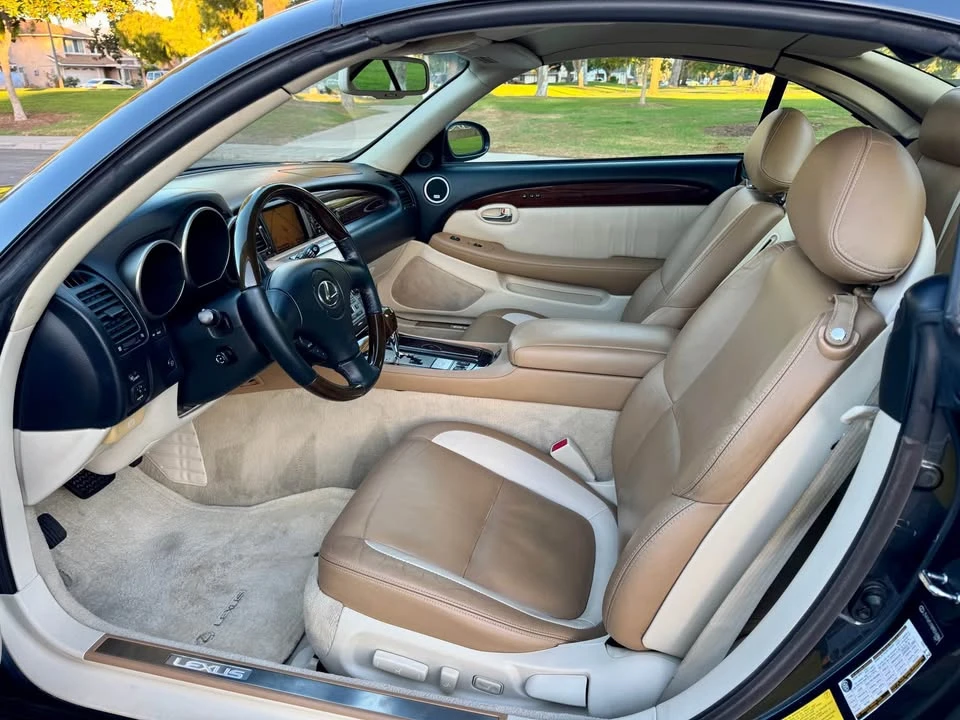 2008 Lexus SC430 - Image 13 of 19