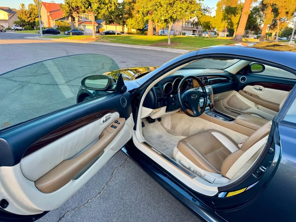 2008 Lexus SC430 - Image 12 of 19