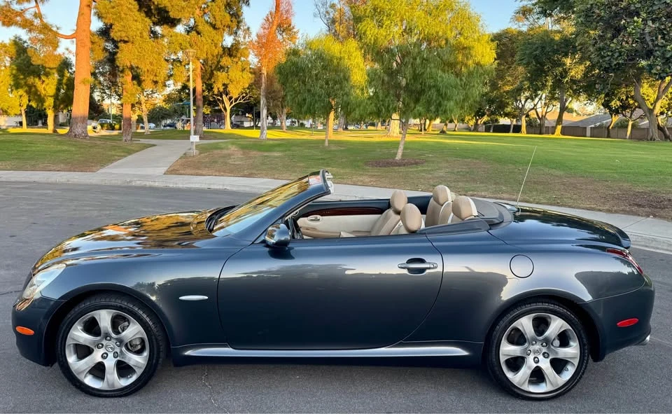 2008 Lexus SC430 - Image 10 of 19