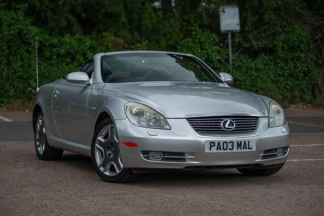 2008 Lexus SC430 - Image 19 of 30