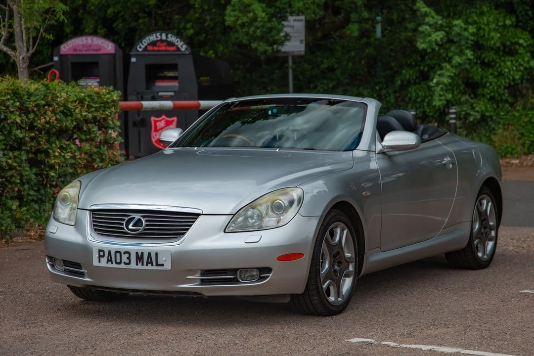 2008 Lexus SC430 - Image 3 of 30