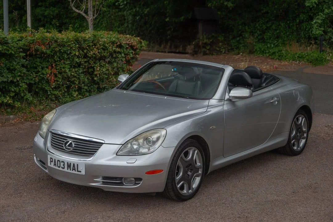 2008 Lexus SC430 - Image 11 of 30