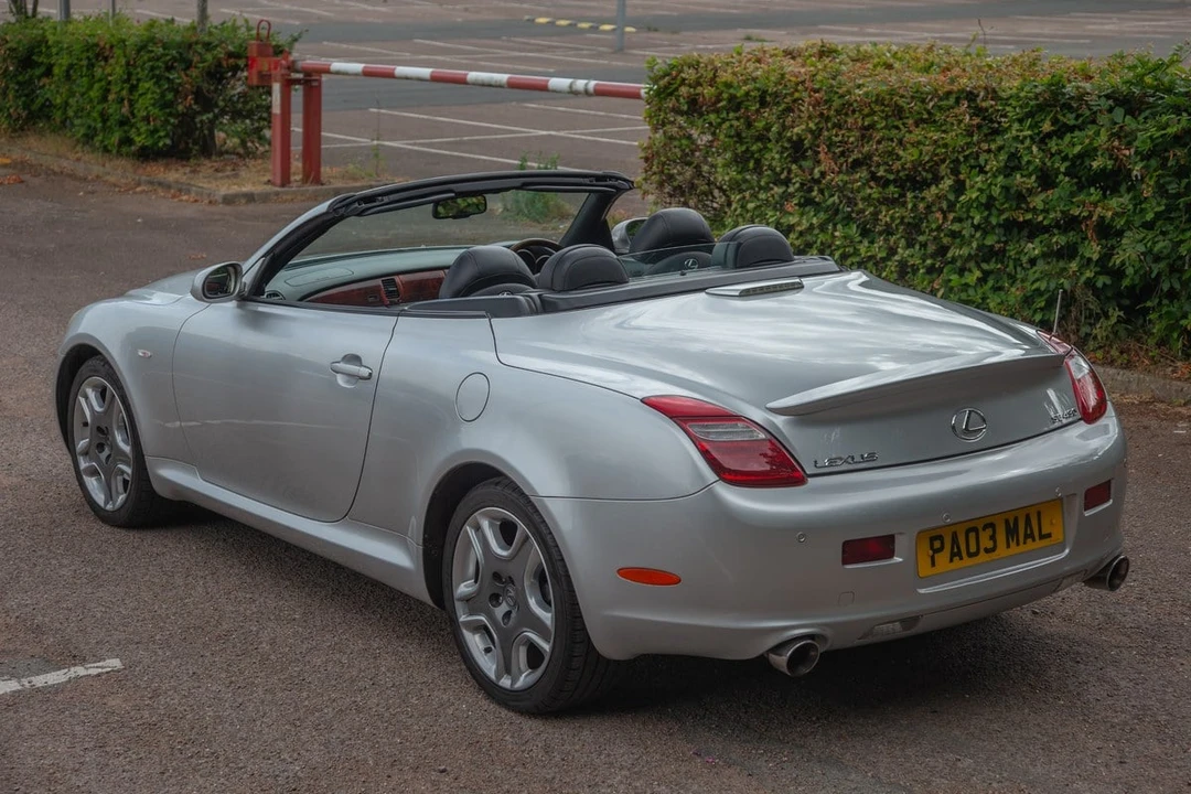 2008 Lexus SC430 - Image 15 of 30