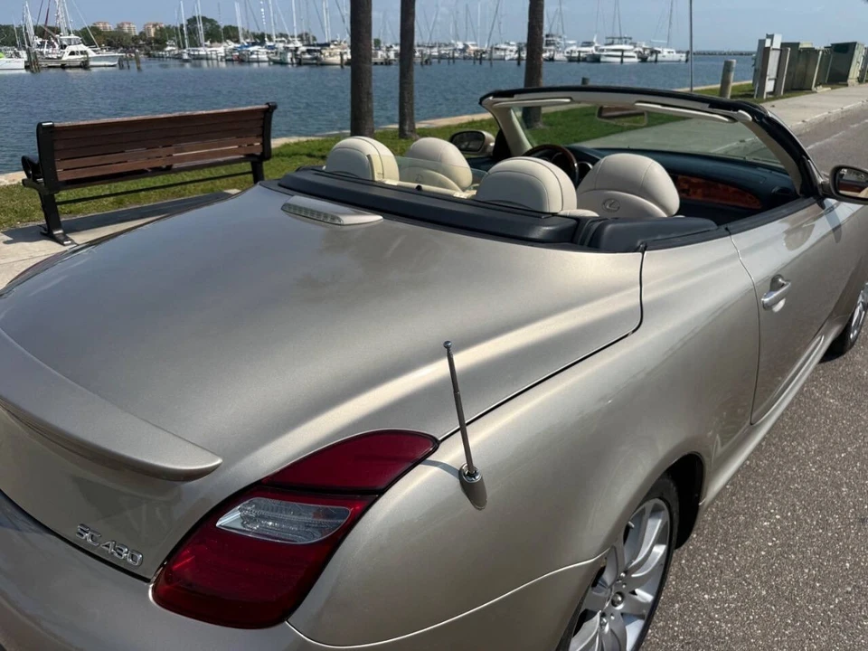 2008 Lexus SC430 - Image 10 of 21