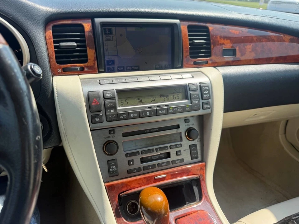2008 Lexus SC430 - Image 17 of 21