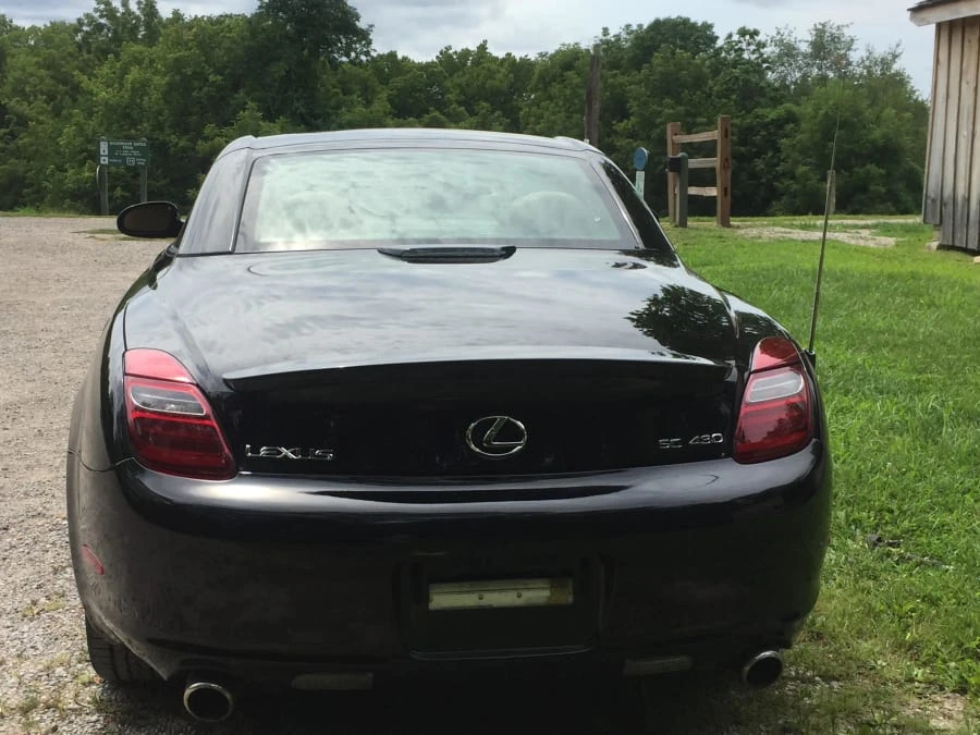 2008 Lexus SC430 - Image 3 of 10