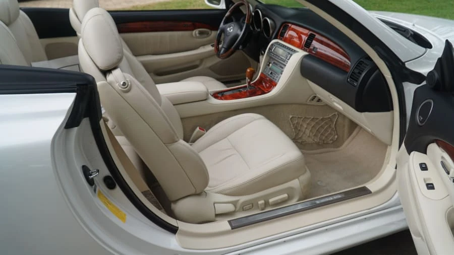 2008 Lexus SC430 - Image 5 of 13