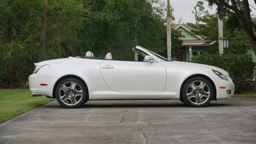 2008 Lexus SC430 - Image 2 of 13